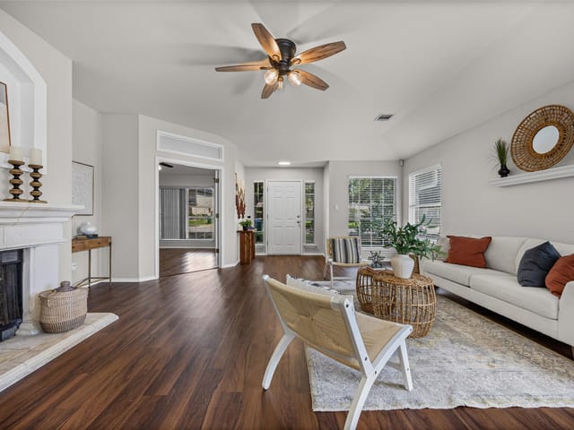 1524 Lochaline LOOP