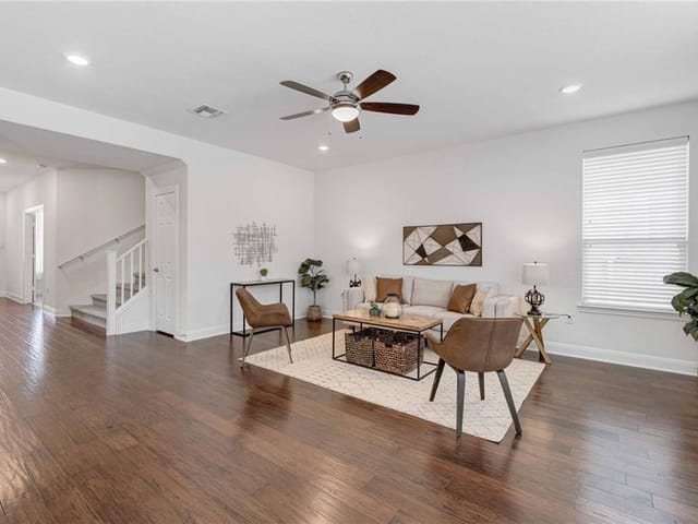 1525 Gautami Dr