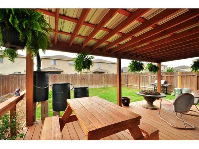 1525 Poppy Seed LN