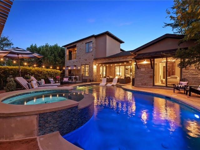 15302 JOSEPH Dr