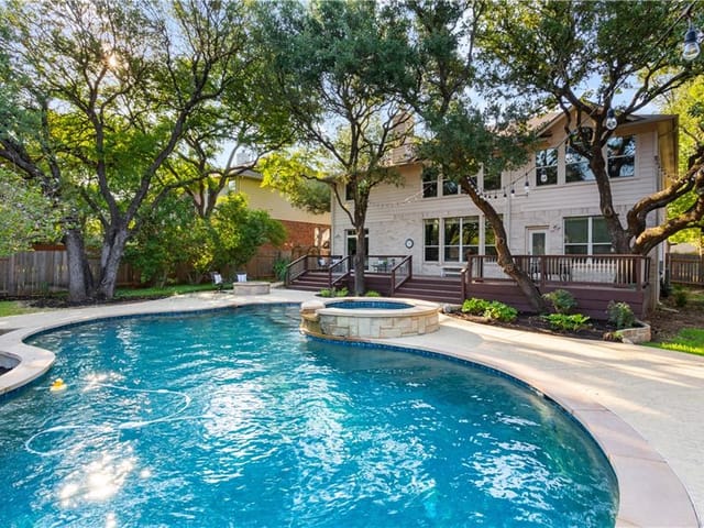 15308 Valderrama Ct