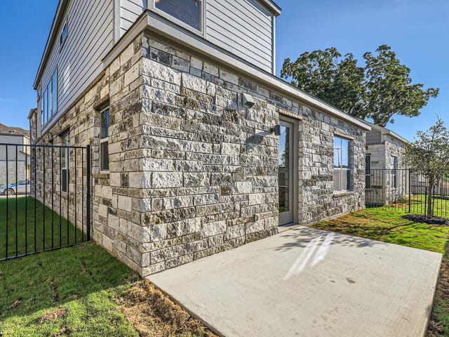 1531 N Red Bud LN Unit #32