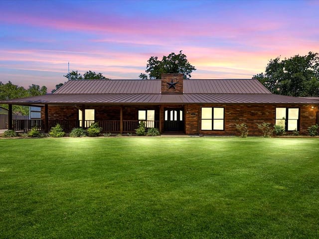 154 Shoreline DR