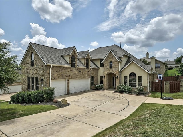 15407 Barrie DR