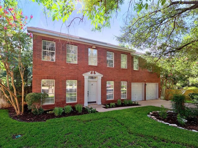 15411 Cambria Cv