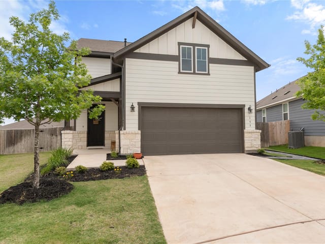 155 Kings Canyon Dr