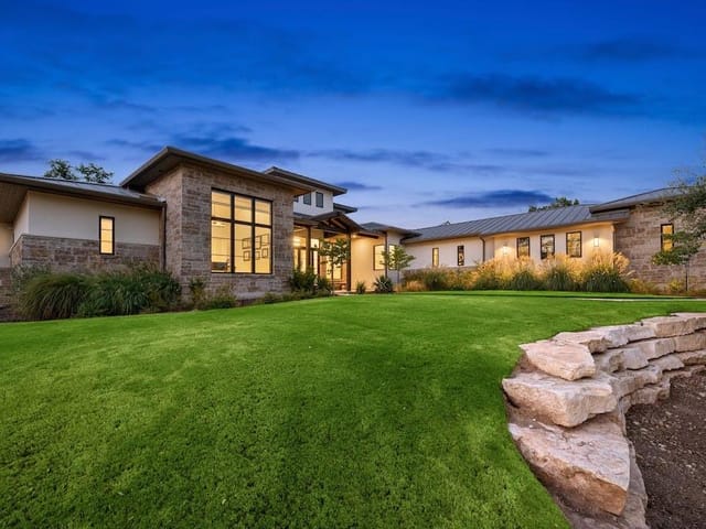15500 Grumbles Ln