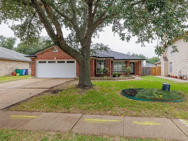 15522 CADOZ Dr