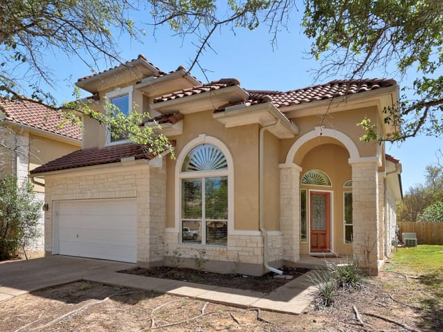 15529 Interlachen DR