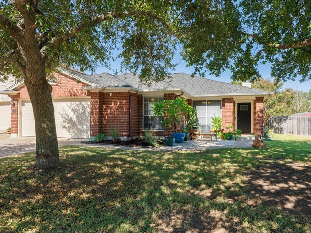 15530 Cadoz Dr