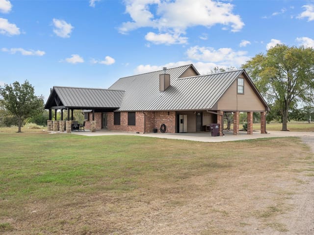 15555 Arhopulos RD