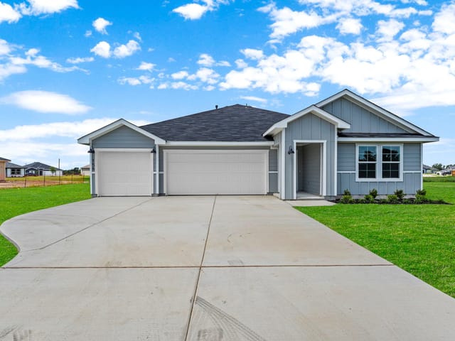 156 Great Northern DR