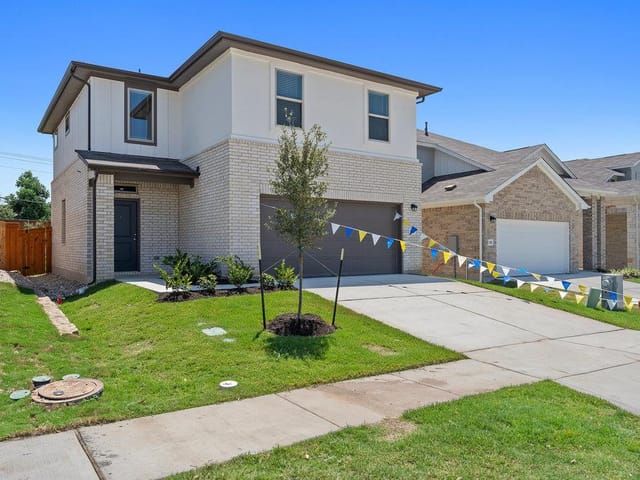 156 White Horses Dr