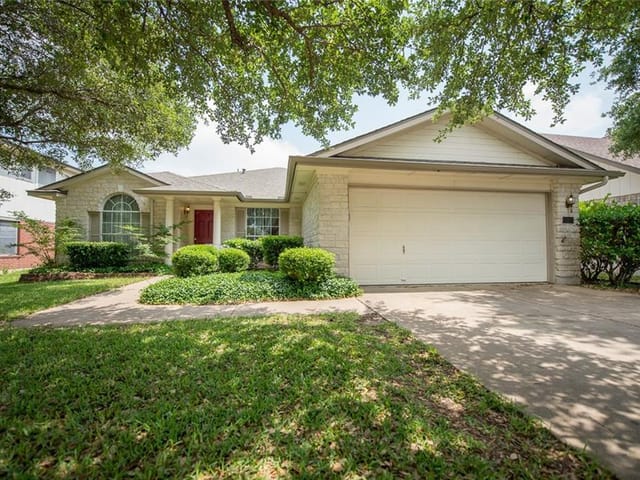 15613 Cadoz Dr