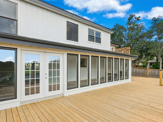 1562 Windmere