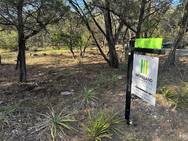 15701 Wildwood Trl