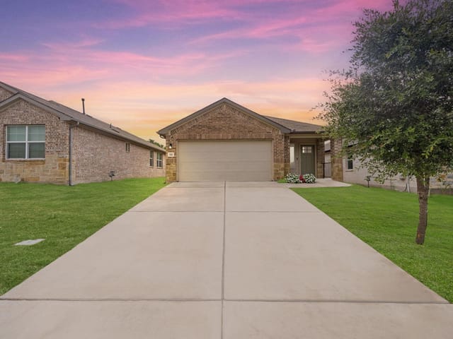 158 Jayden DR