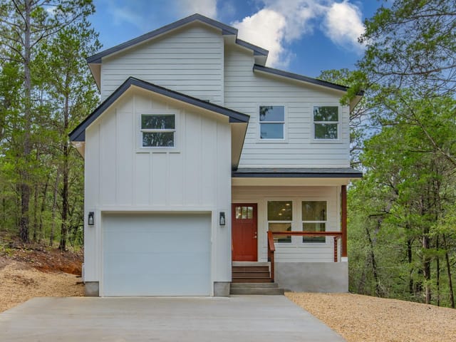 158 Wainee DR