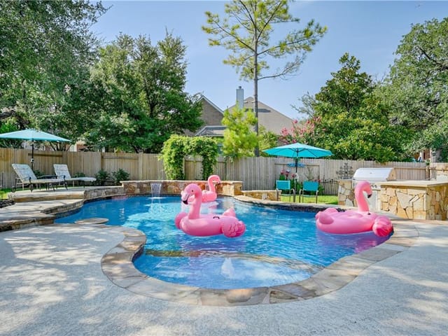 15805 Royal Ashdown Dr