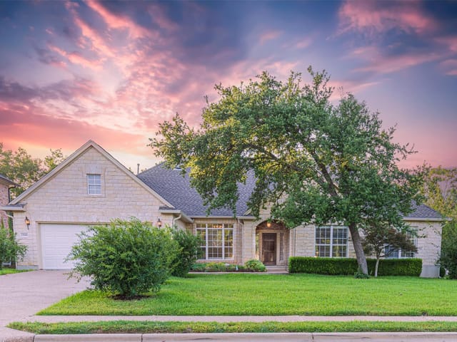 15816 Chatham Wood Dr