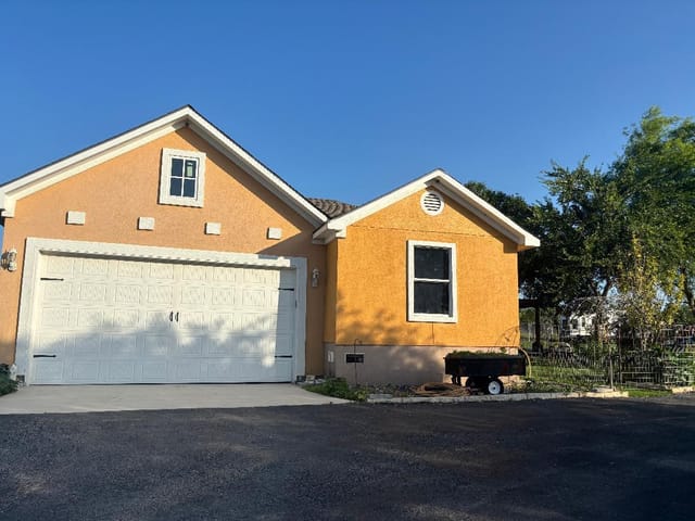 159  Kathy Dr