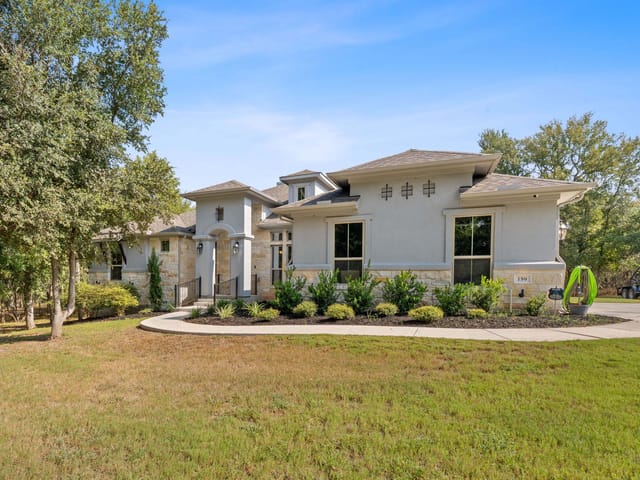159 Raptor Beak Way