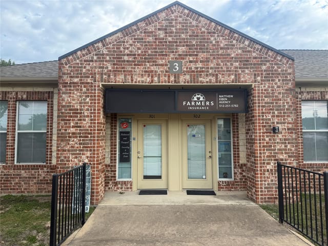 15901 Central Commerce DR Unit #301