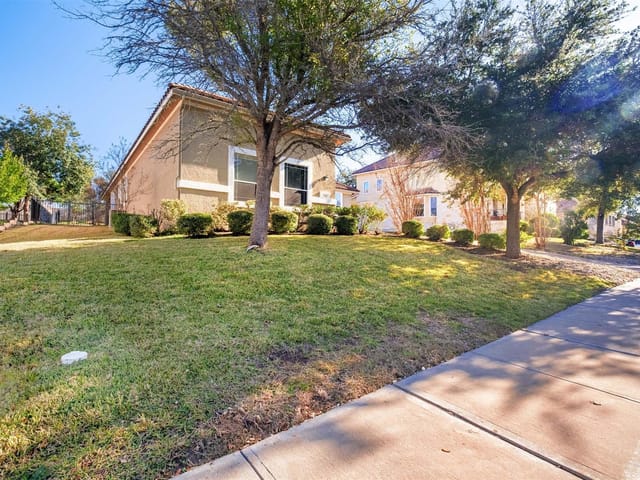 15913 SPILLMAN RANCH LOOP