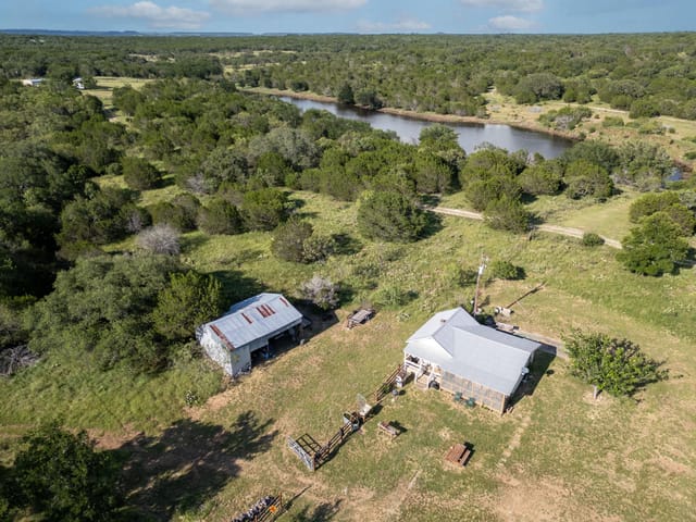 1595 Skyridge Rd