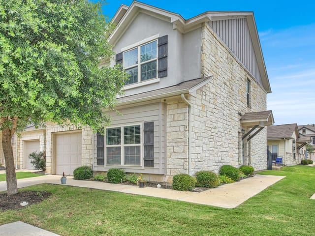 1600 Airedale RD Unit #2601