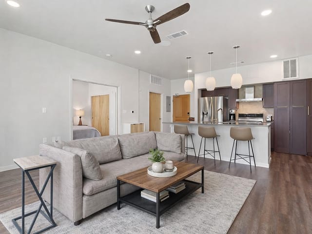 1600 Barton Springs Rd Unit #2102