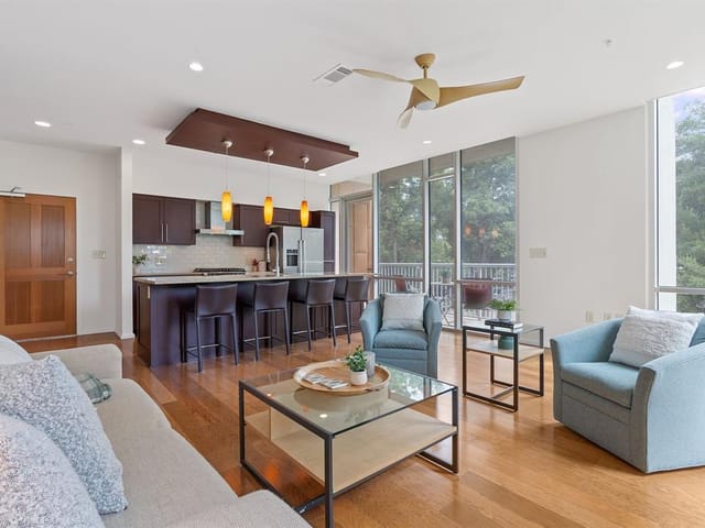 1600 Barton Springs Rd Unit #2205