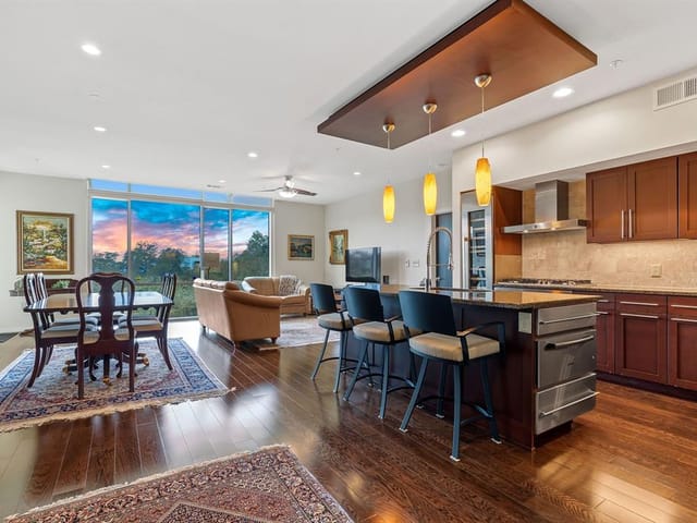 1600 Barton Springs RD Unit #3504