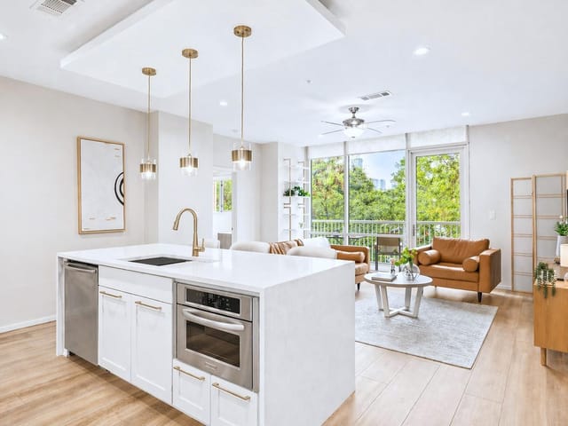 1600 Barton Springs Rd Unit #4205