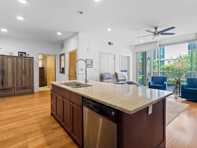1600 Barton Springs Rd Unit #5102