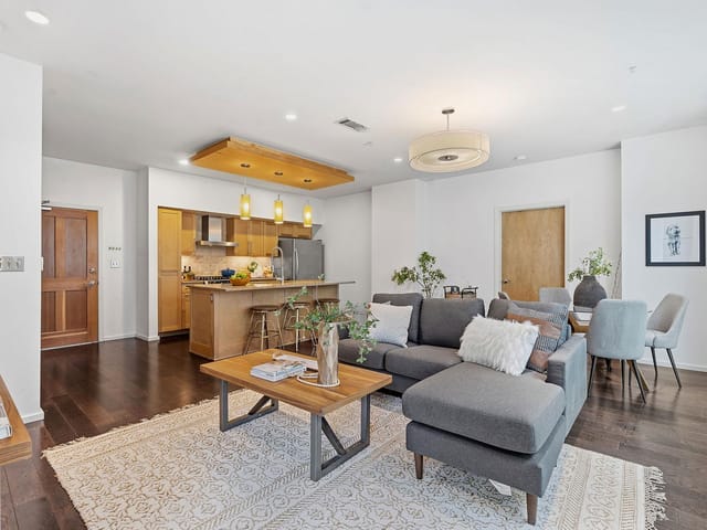1600 Barton Springs Rd Unit #5103