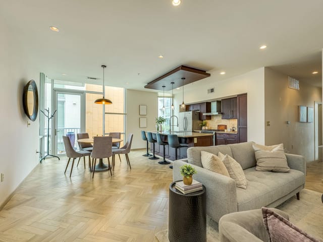 1600 Barton Springs Rd Unit #5301