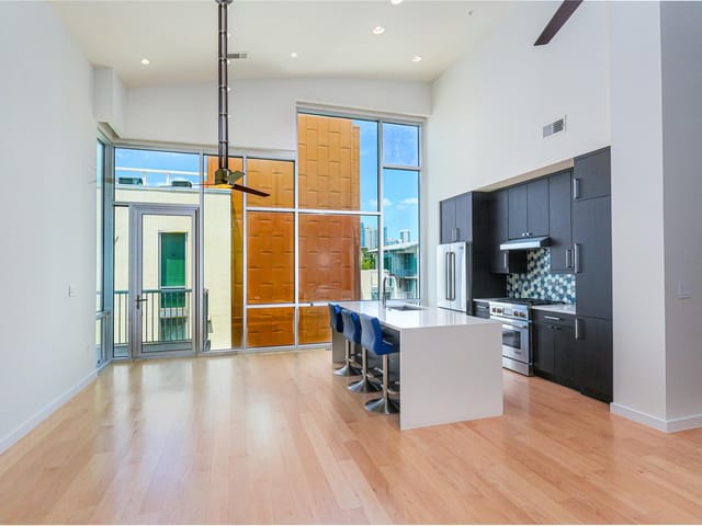 1600 Barton Springs RD Unit #5601