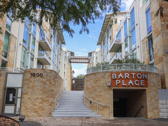 1600 Barton Springs RD Unit #5610
