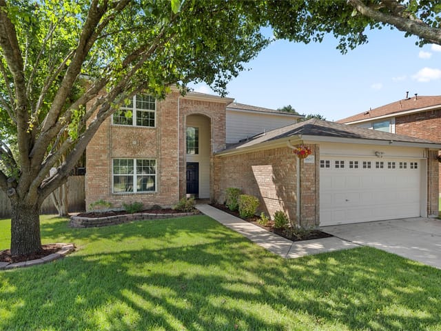 1600  Gretchen Dr