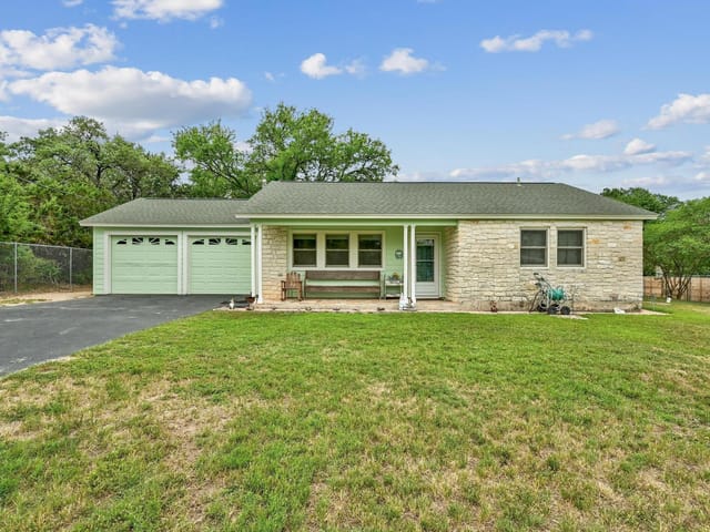 16001 Awalt Dr