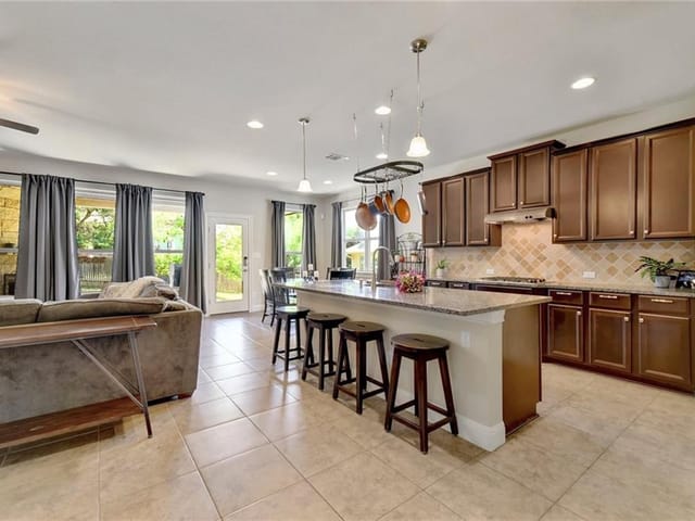 16005 Cinca Terra Dr