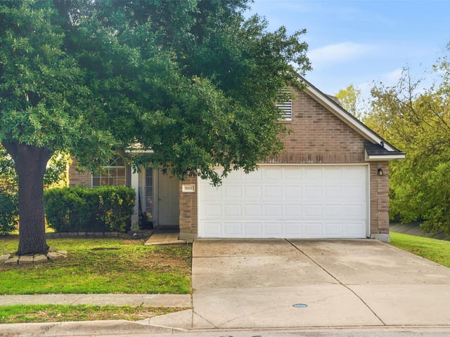 1601 Breezy Ct