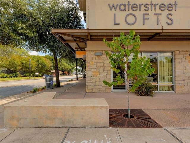 1601 E Cesar Chavez St Unit #106