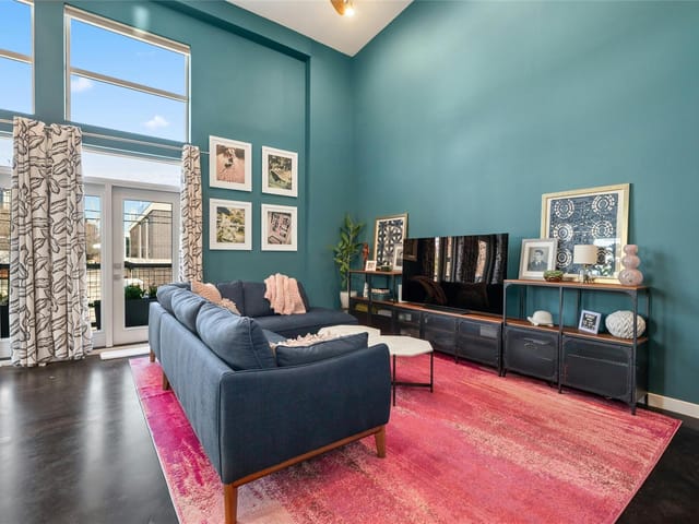 1601 E Cesar Chavez St Unit #206