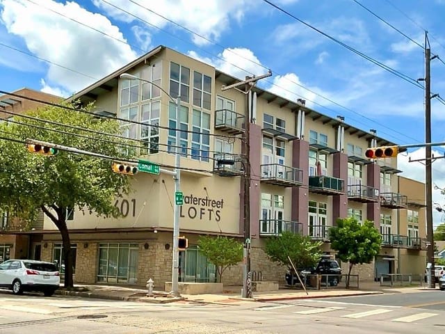 1601 E Cesar Chavez ST Unit #306