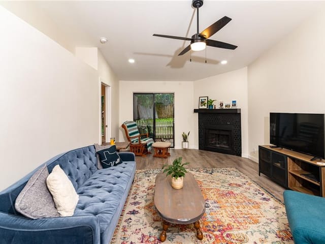 1601 Faro Dr Unit #1202