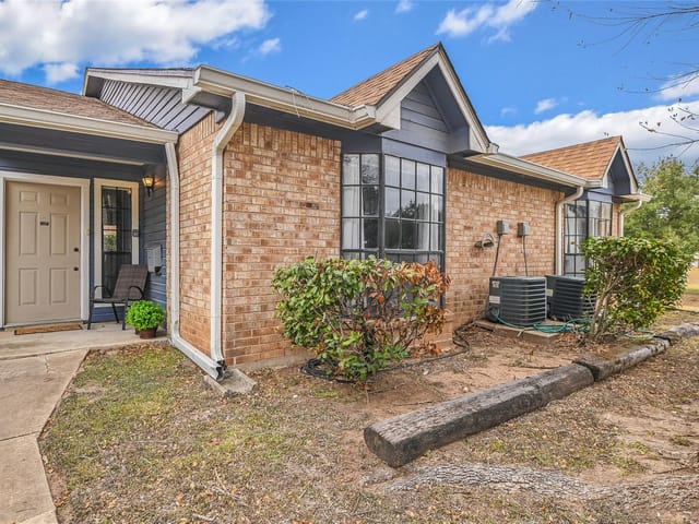 1601 Faro Dr Unit #2403