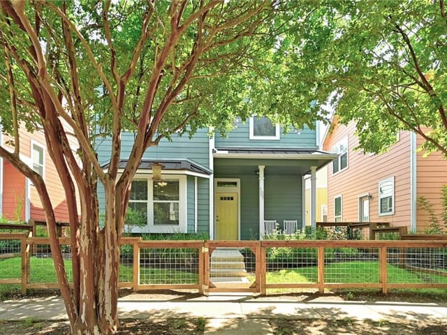 1601 Miriam Ave Unit #107