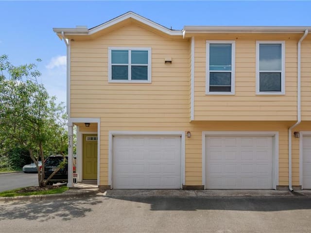 1601 Miriam Ave Unit #216